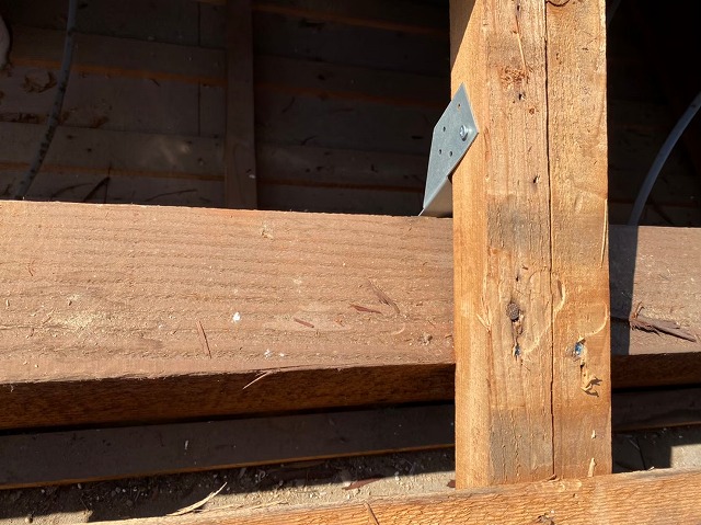 野地板のメンテナンスバラ板